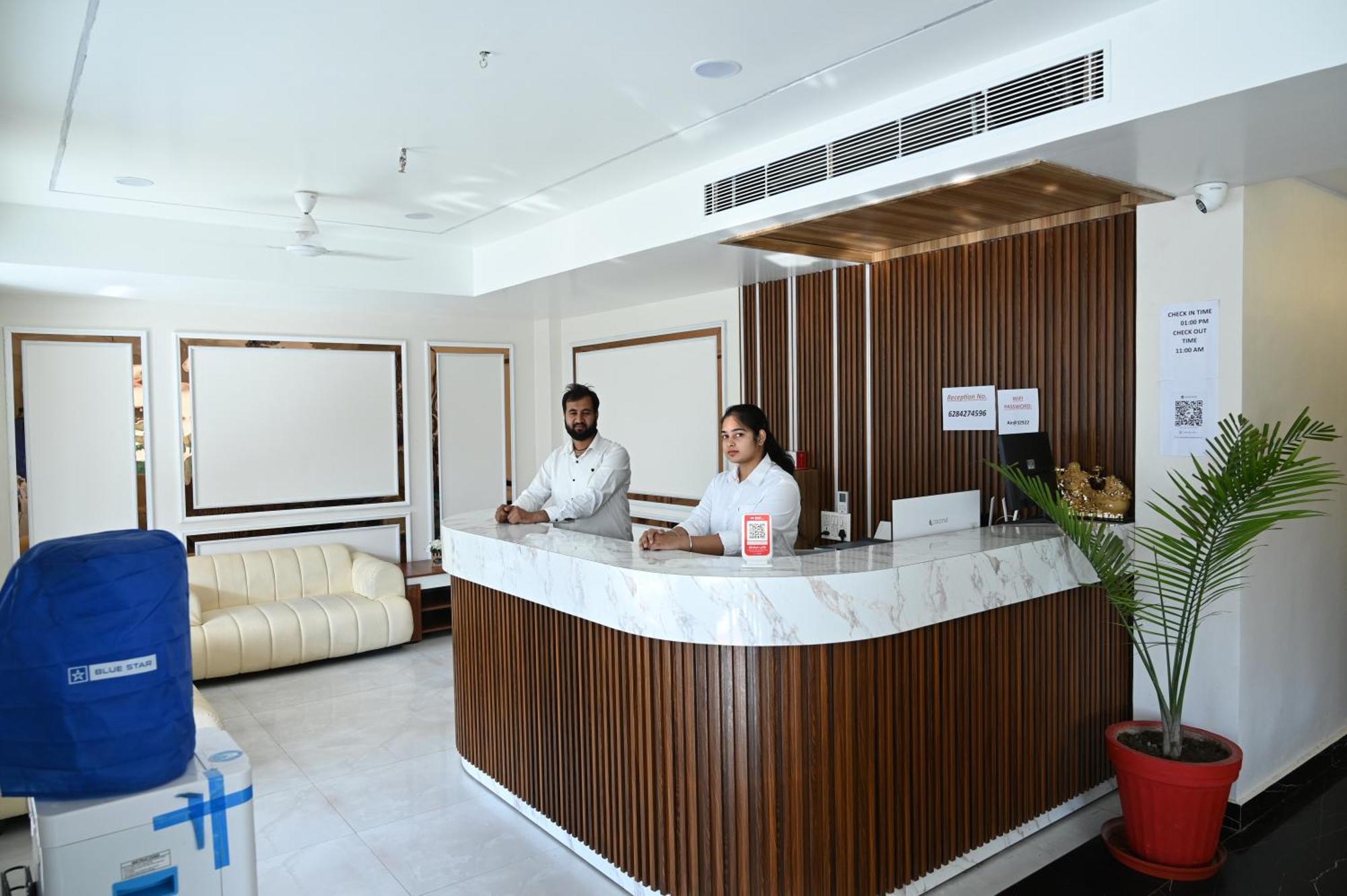 The Janki Hotel Ayodhya Exterior photo